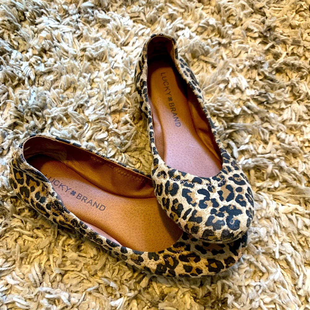 Lucky brand leopard leather flats